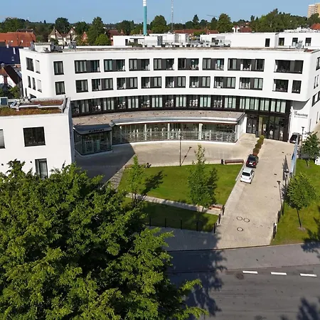 Ost-apartment Mit Gemeinschafts-spa شقة