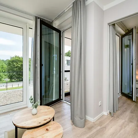 Ost-apartment Mit Gemeinschafts-spa شقة *
